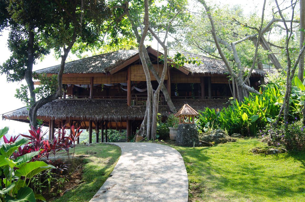 Hawaii Resort Family Suites Anyer Extérieur photo