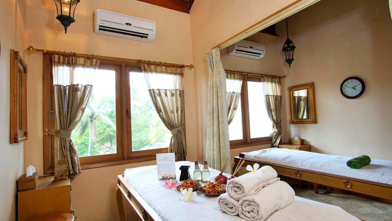 Hawaii Resort Family Suites Anyer Extérieur photo